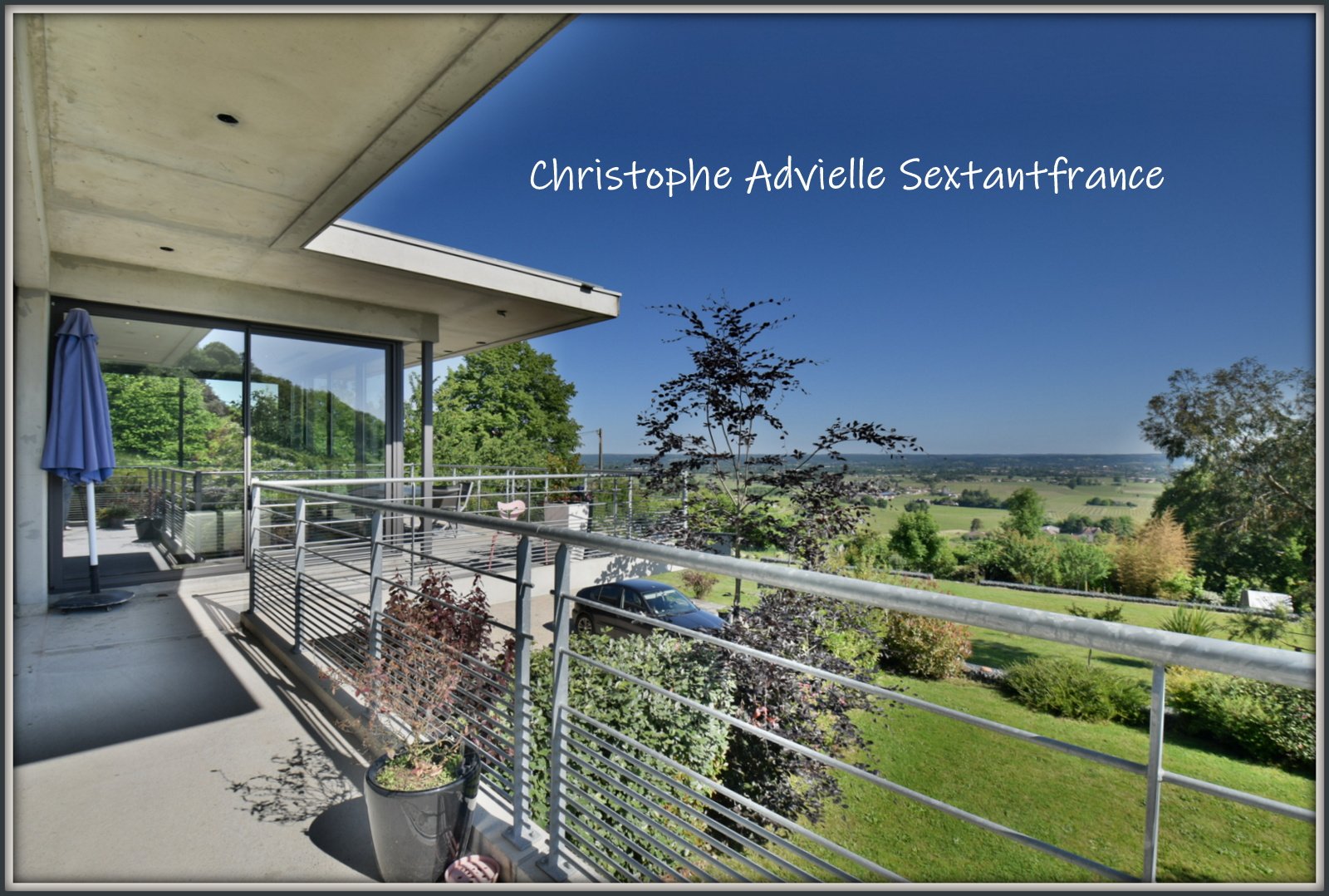 Magnifique villa contemporaine avec vue panoramique sur vallée de Bergerac