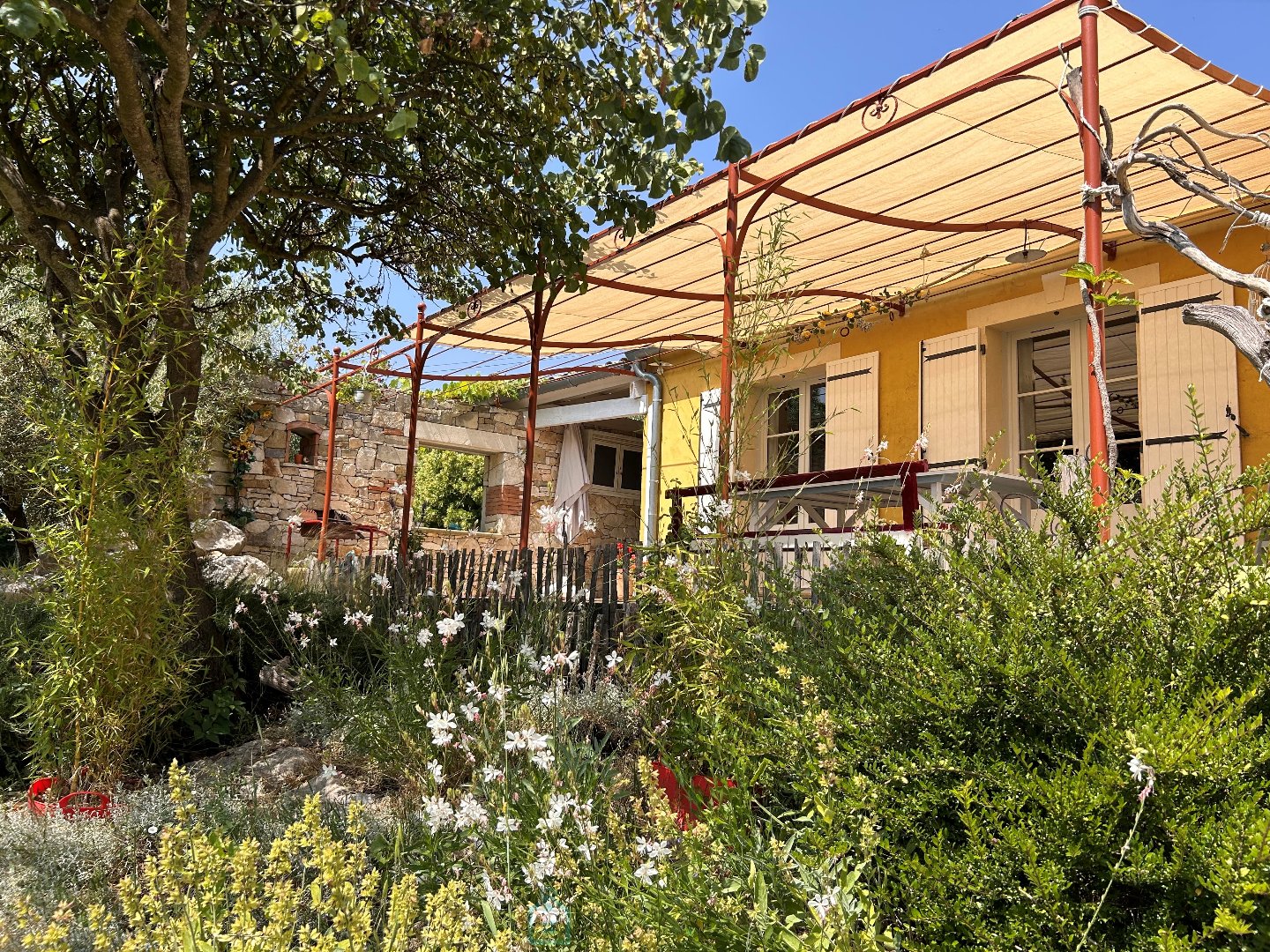 Charming house on a plot of over 8200m²