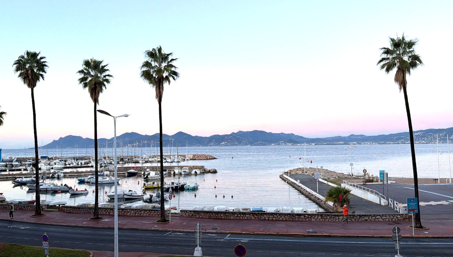 Cannes Croisette Palm Beach - 43sqm apartment with panoramic Sea View