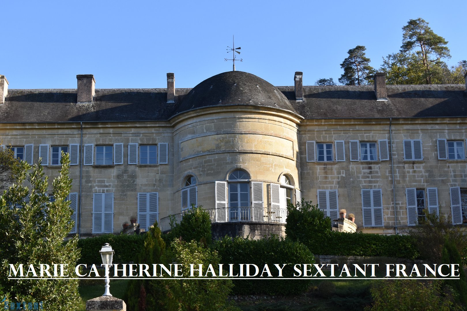 EXCEPTIONAL CHATEAU CLOSE TO PERIGEUX