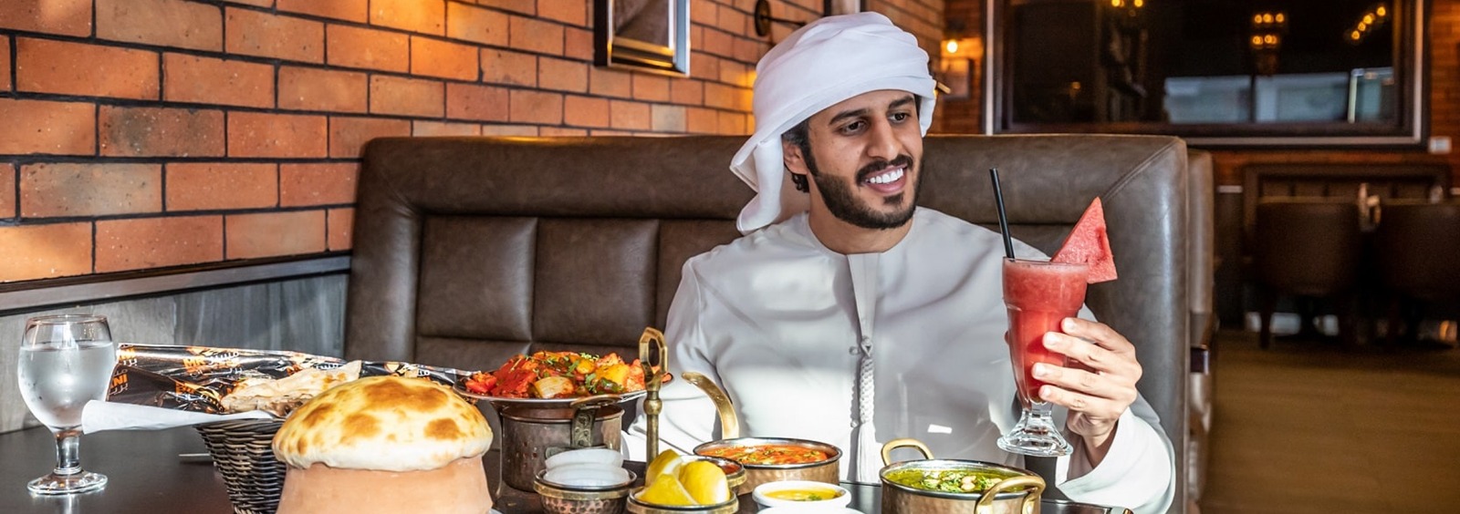 DUBAI'S CULINARY ALLURE: A GLOBAL MAGNET FOR FOOD AND BEVERAGE VENTURES