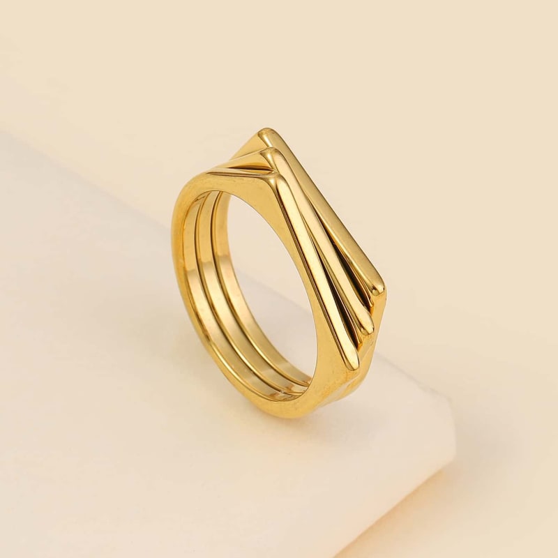 Bague forme géométrique