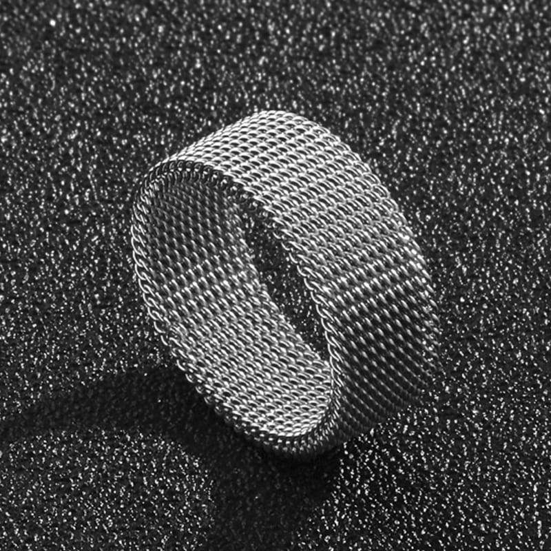 Bague en forme de maille
