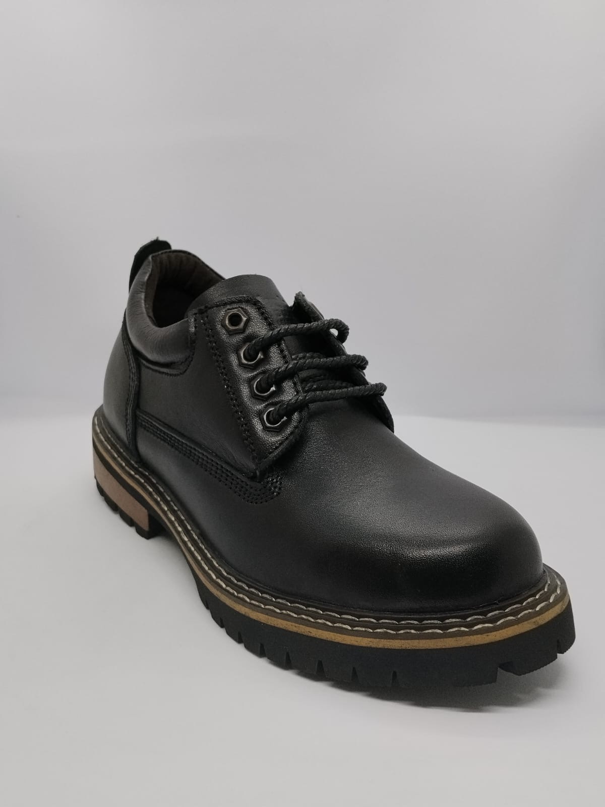 Black Cobra Contrast-Welt Derby