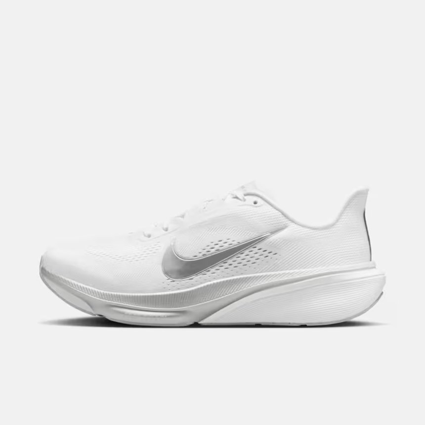 Nike Pegasus 41 view 2