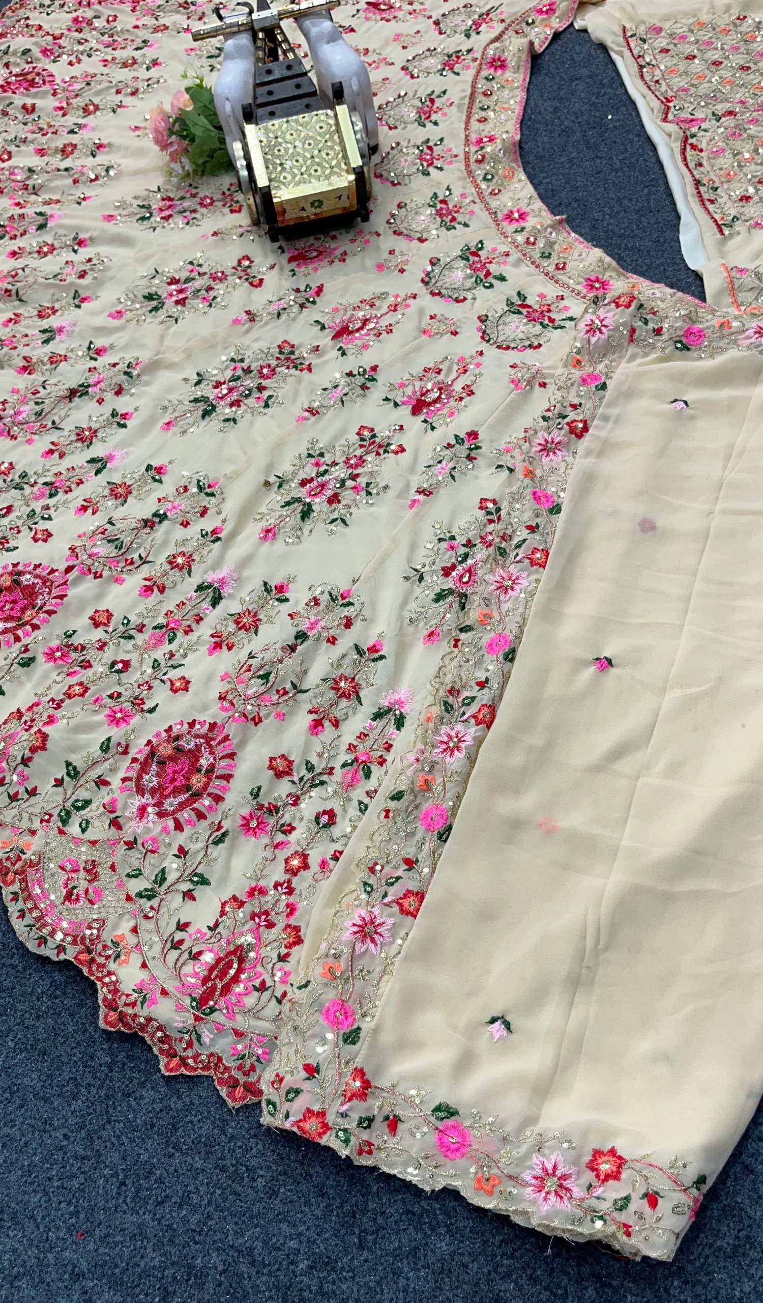 Ivory Floral Embroidered Lehenga Set — photo 5