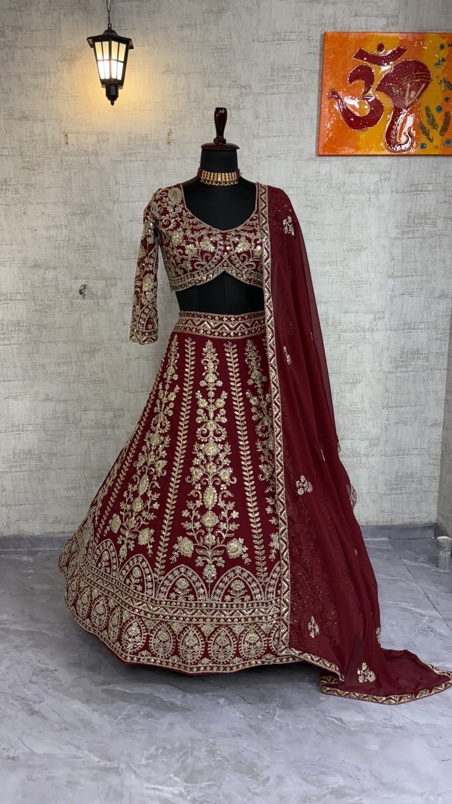 Maroon Gold Embroidered Lehenga Set — photo 2