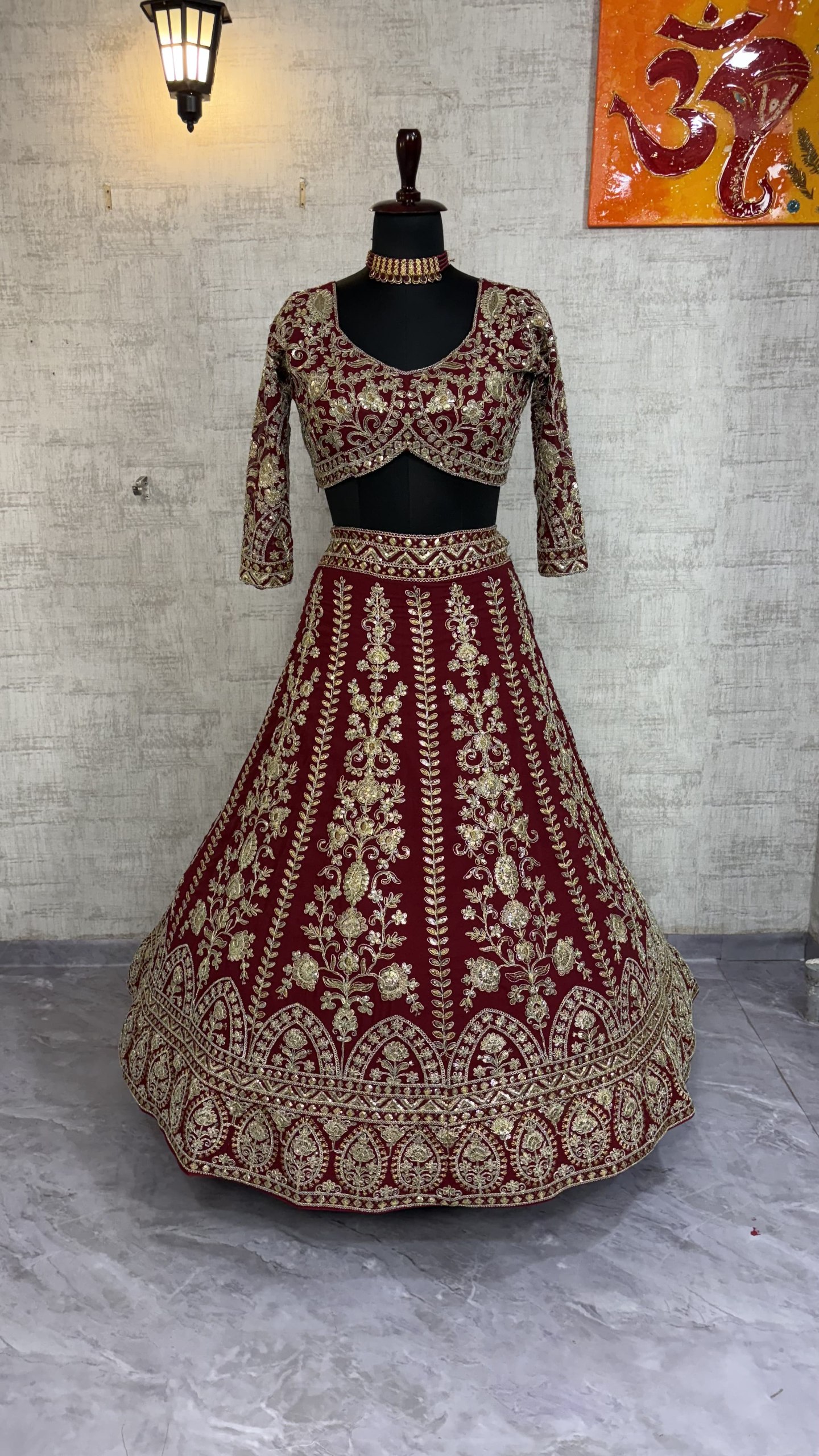 Maroon Gold Embroidered Lehenga Set — photo 3