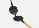 Electric Round Rotating Bubble Waffler Maker with Long Wooden Handle — view 8