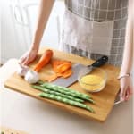 VERATTI Wooden Rectangle Chopping Board with SS Handle and 1.8cm Thickness — view 4