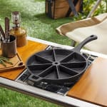 Cast Iron Pan with 8 Pizza Type Slice in Single Pc Boc Packing — view 4