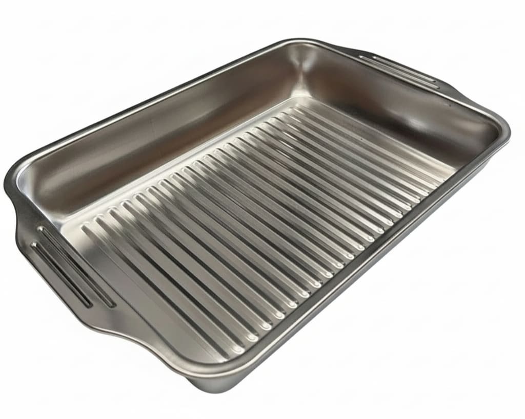 SS Baking Tray with Side Ears & Top PC Cover - 40x30cm — view 4