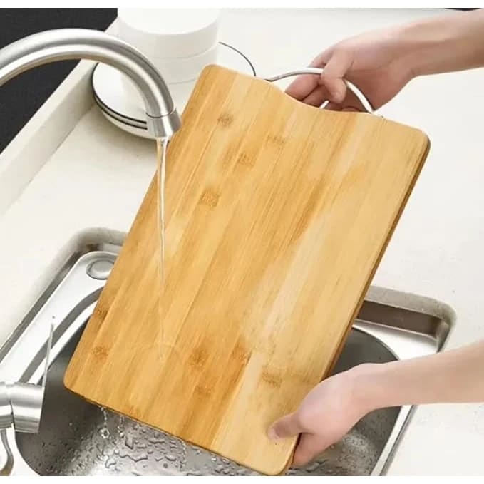 VERATTI Wooden Rectangle Chopping Board with SS Handle and 1.8cm Thickness — view 6