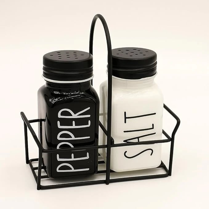 SALT AND PEPPER SET
