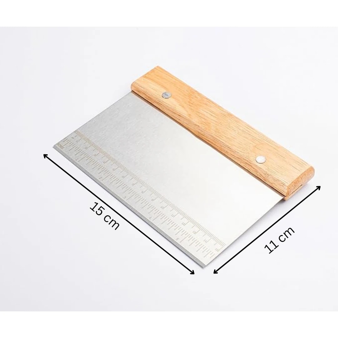 Wooden Handle Dough Scraper with Markings 15cm — view 2