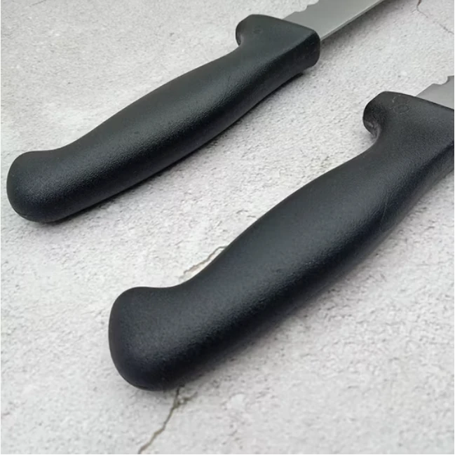 Plastic Black Handle Bread Knife with Big Teeth — view 7