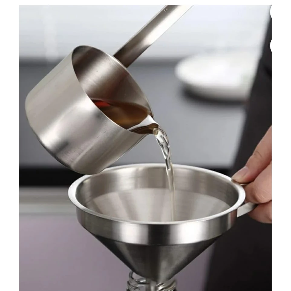 SS Cylindrical Shaped Flat Bottom Oil/Milk Laddle — view 3