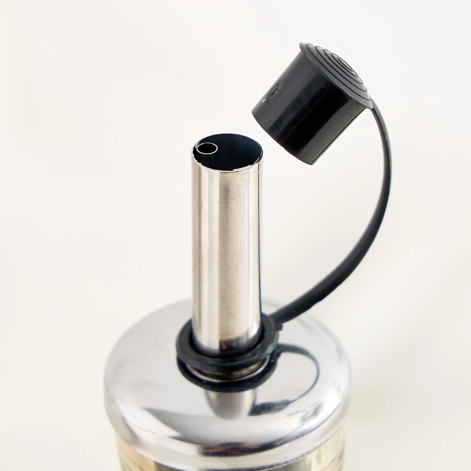 VAMA 2 in 1 Glass Oil & Vinegar Dispenser - 500ml | White + Black — view 5