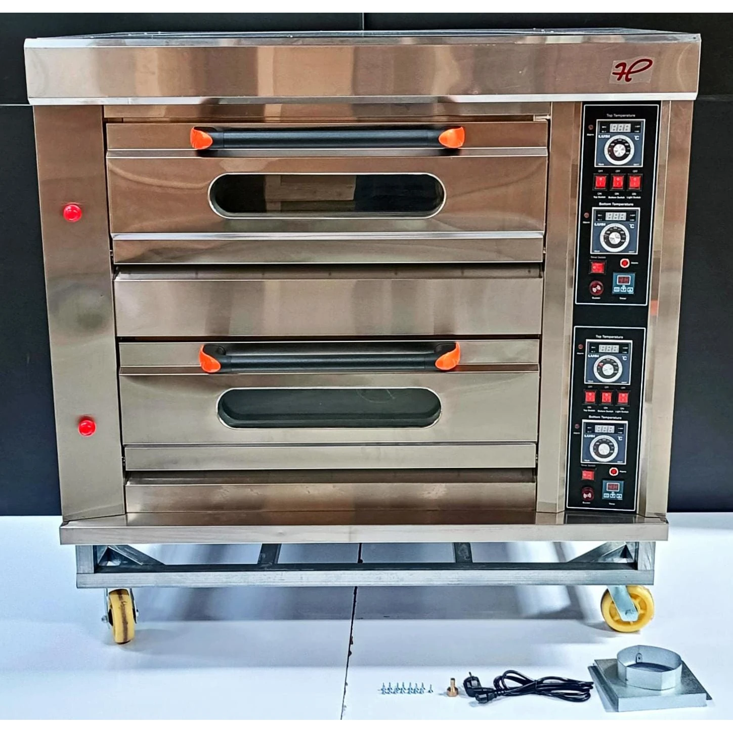 Gas Pizza Oven 2 Deck 4 Tray without Stone - 2D4T — view 7