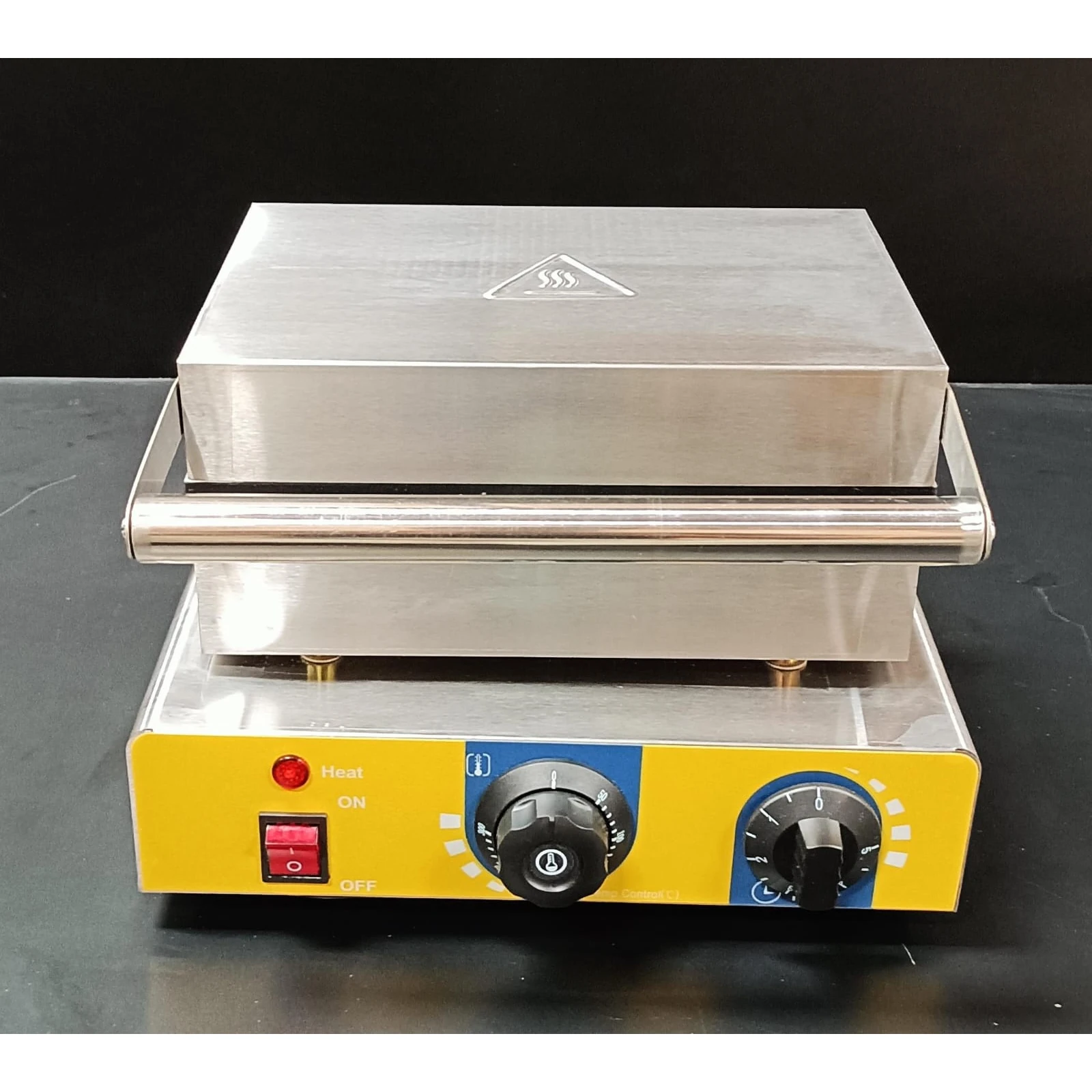 Electric Donut Waffle Maker - 6 Slot — view 5
