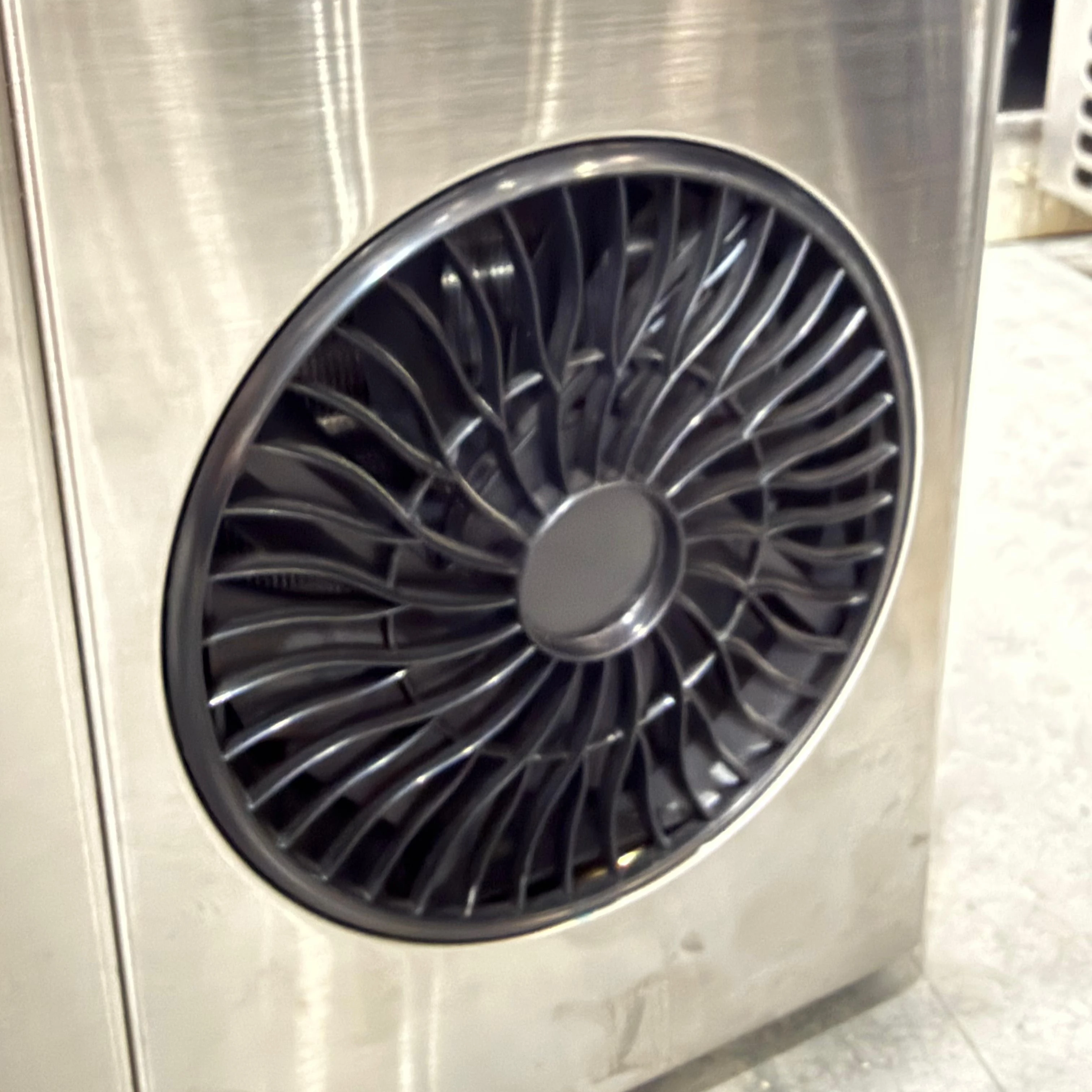 Electric Ice Cube Maker - 12kg/day — view 7