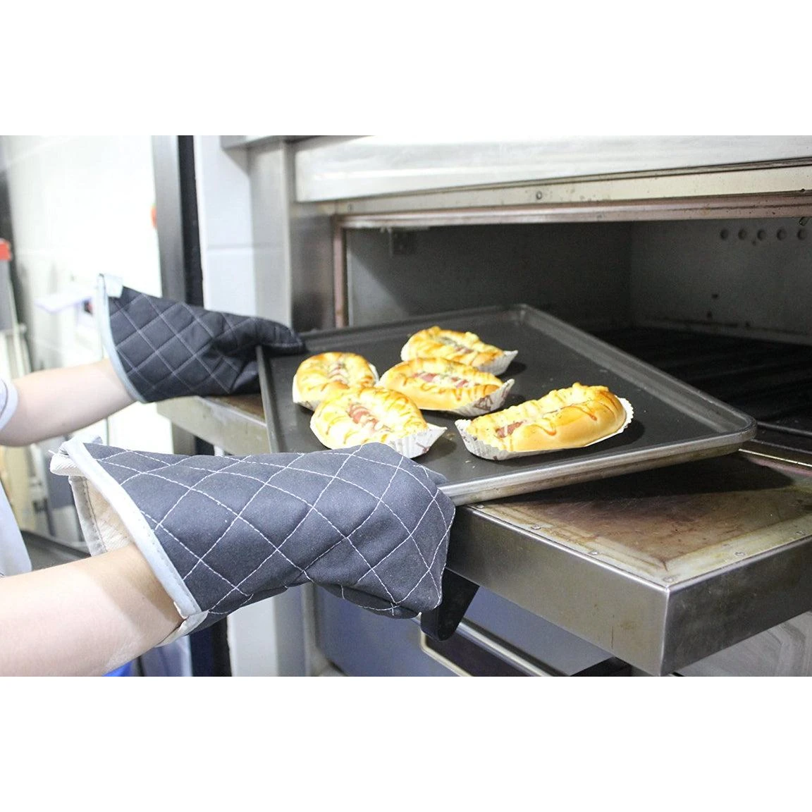 Black Baking Gloves - Medium — view 3