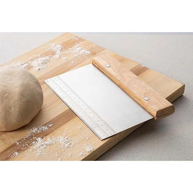 Wooden Handle Dough Scrapper with Markings 15cm — view 6