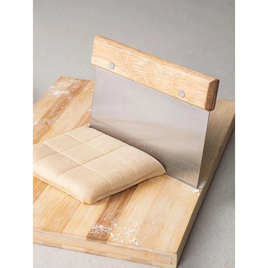 Wooden Handle Dough Scrapper with Markings 15cm — view 7