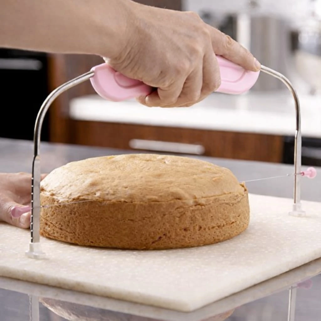 Plastic Cake Slicer - Mix Colour — view 3