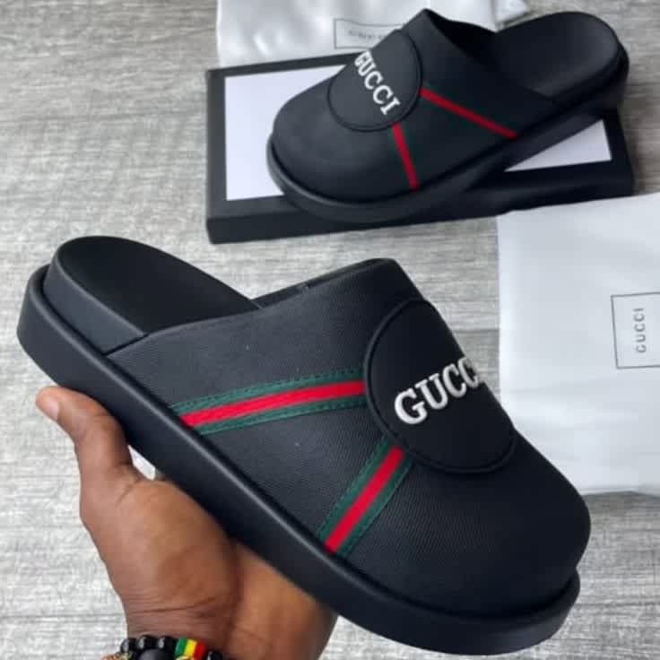 Habits chaussures parfum ceinture