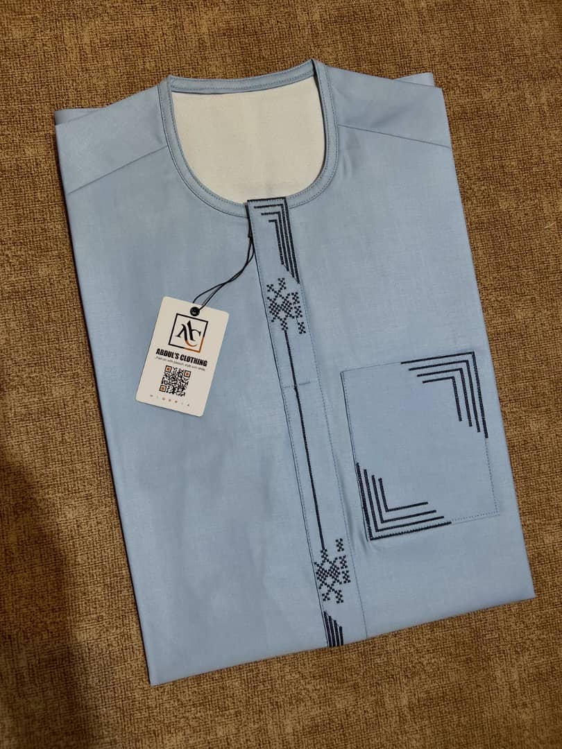 Vêtements pour homme Prix 20000 FCFA au lieu de 30000 FCFA