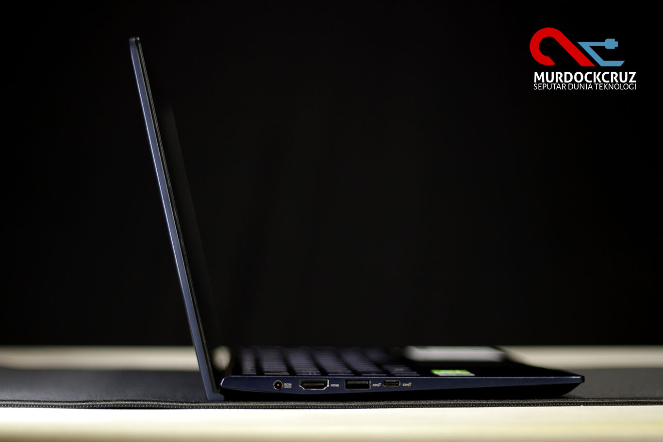 ASUS ZenBook 13 UX334FLC