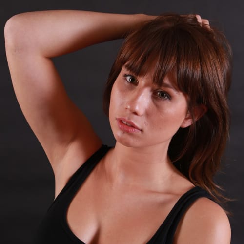 Evrenin büyüklüğünü ve gizemini temsil eden bir galaksi fotoğrafı.