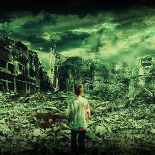 Peru'daki Machu Picchu antik kentinin yüksekten çekilmiş fotoğrafı, İnka uygarlığının gizemli mimarisini ve doğal güzelliğini göstermektedir.