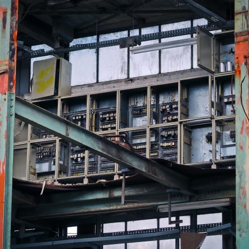 Peru'daki Machu Picchu antik kentinin kuşbakışı görünümü, And Dağları'nın zirvesinde yer almaktadır.