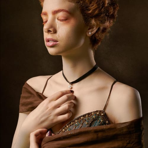 Evrenin genişlemesini gösteren bir görsel, galaksilerin birbirlerinden uzaklaştığını ve zamanla evrenin daha genişlediğini göstermektedir.