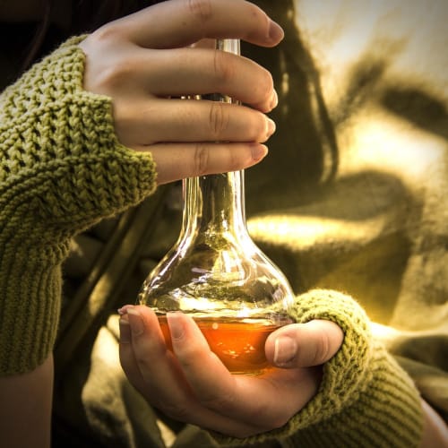 Beynin algısal hataları ve yanılsamaları gösteren bir görsel, paranormal deneyimlerin psikolojik açıklamalarını desteklemektedir.