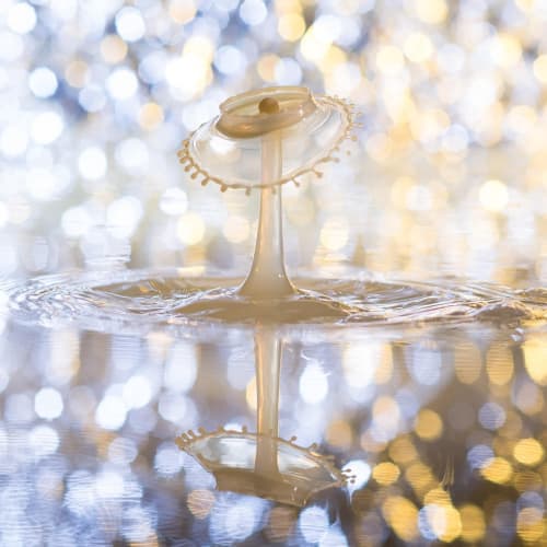 Çeşitli aura renklerini gösteren bir görsel, aura okuma ve psişik yeteneklerin anlaşılmasına yardımcı olur.