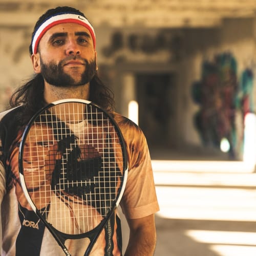 Machu Picchu'nun And Dağları'ndaki muhteşem manzarası, İnka uygarlığının gizemli mirasını temsil ediyor.