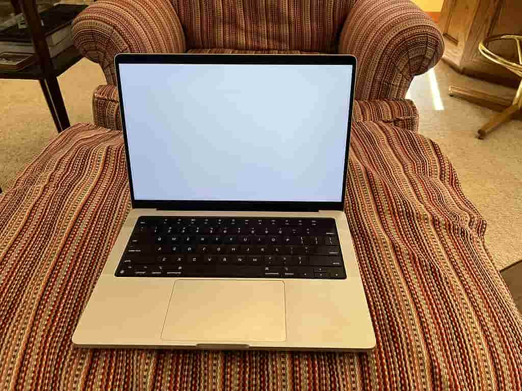 Kelebihan MacBook Dibanding Laptop Lain: Kinerja Optimal