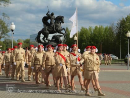 28 лучших юнармейских отрядов Борского округа приняли участие в параде строя