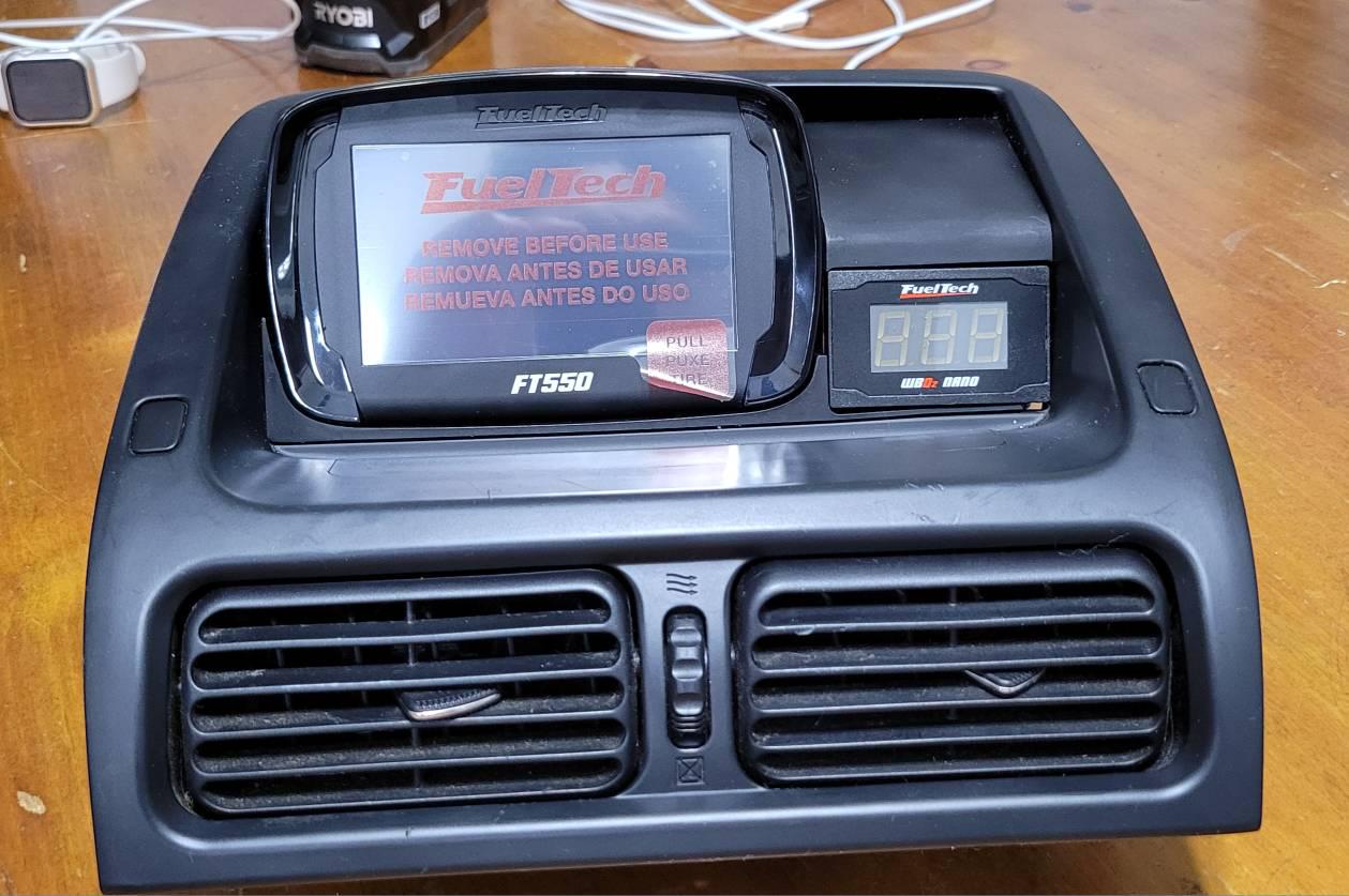 is200 custom dash en central panel GPS