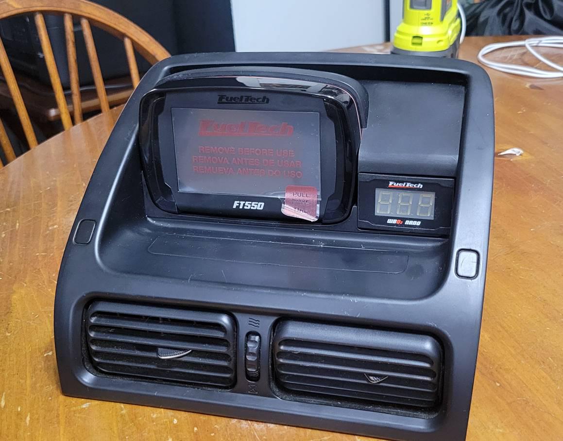 is200 custom dash en central panel GPS