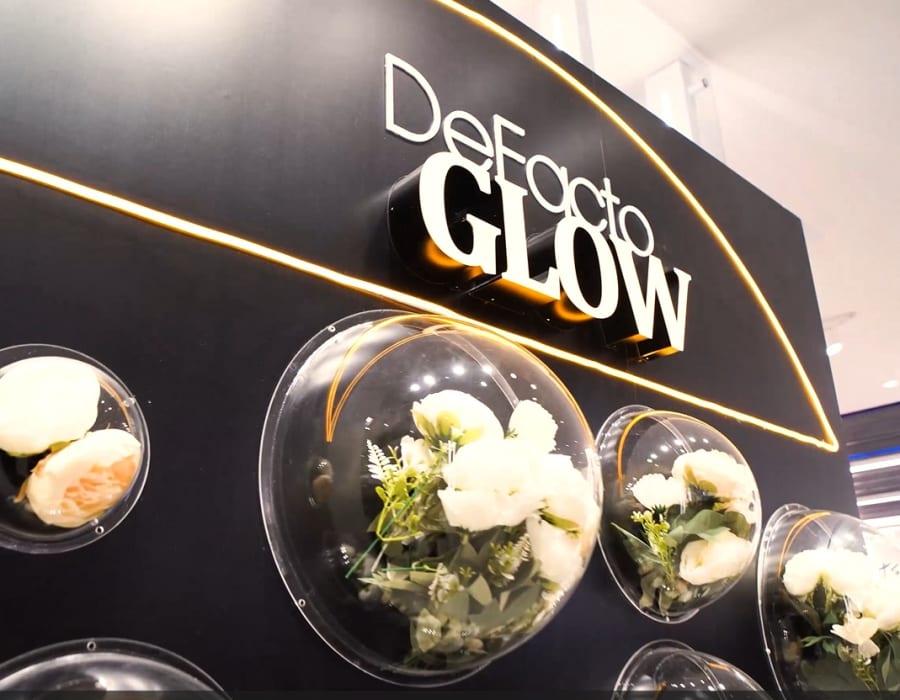 DEFACTO GLOW