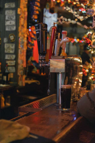 An image of a drink, interior, and lifestyle in a cafe.