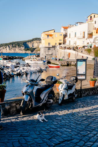 An image of a travel, street, landscape, and cityscape with a calm atmosphere.