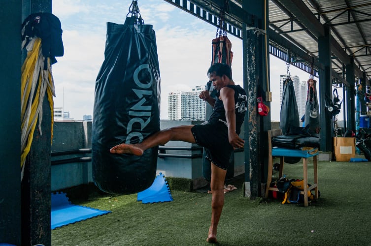 An image of showing sport with a energetic atmosphere.