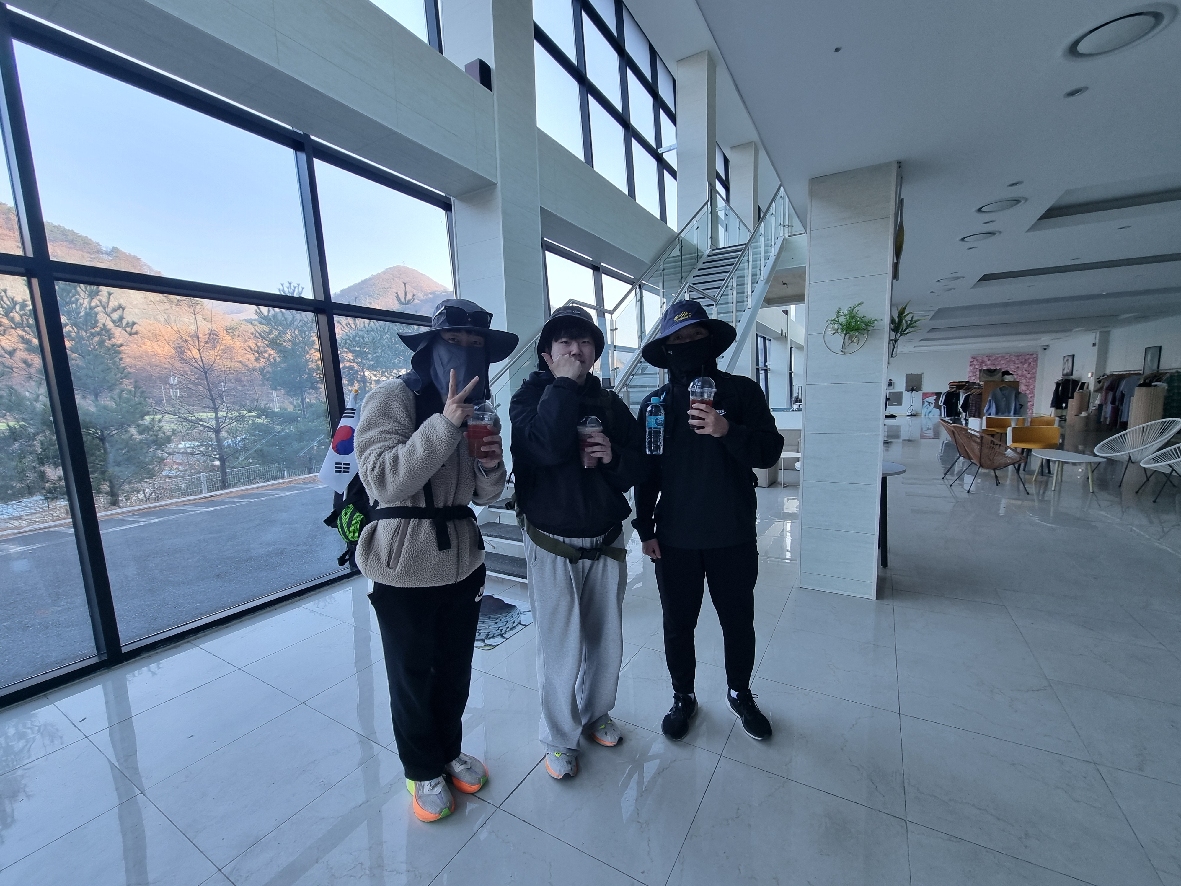 스테이남천 로고와 자전거