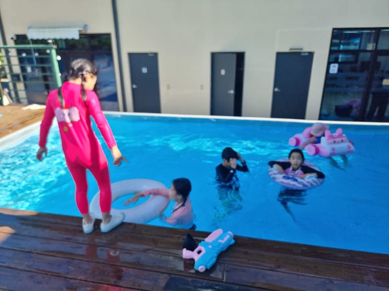 Story Image 7