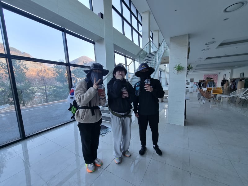 Story Image 8